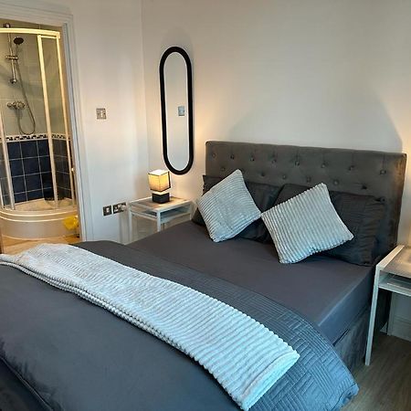 Apartament Cosy Views Londyn Zewnętrze zdjęcie