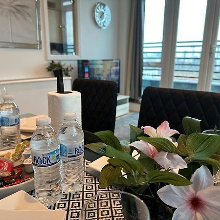Apartament Cosy Views Londyn Zewnętrze zdjęcie
