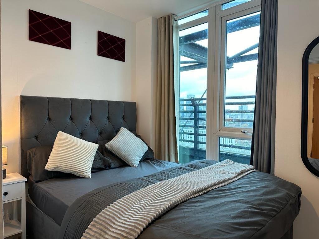 Apartament Cosy Views Londyn Zewnętrze zdjęcie