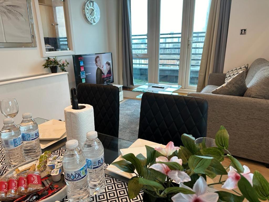 Apartament Cosy Views Londyn Zewnętrze zdjęcie