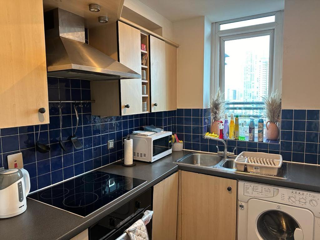 Apartament Cosy Views Londyn Zewnętrze zdjęcie