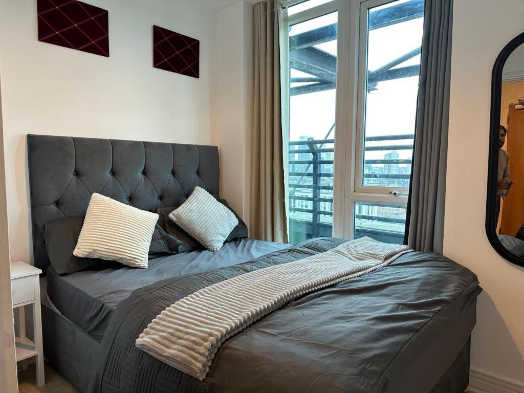 Apartament Cosy Views Londyn Zewnętrze zdjęcie