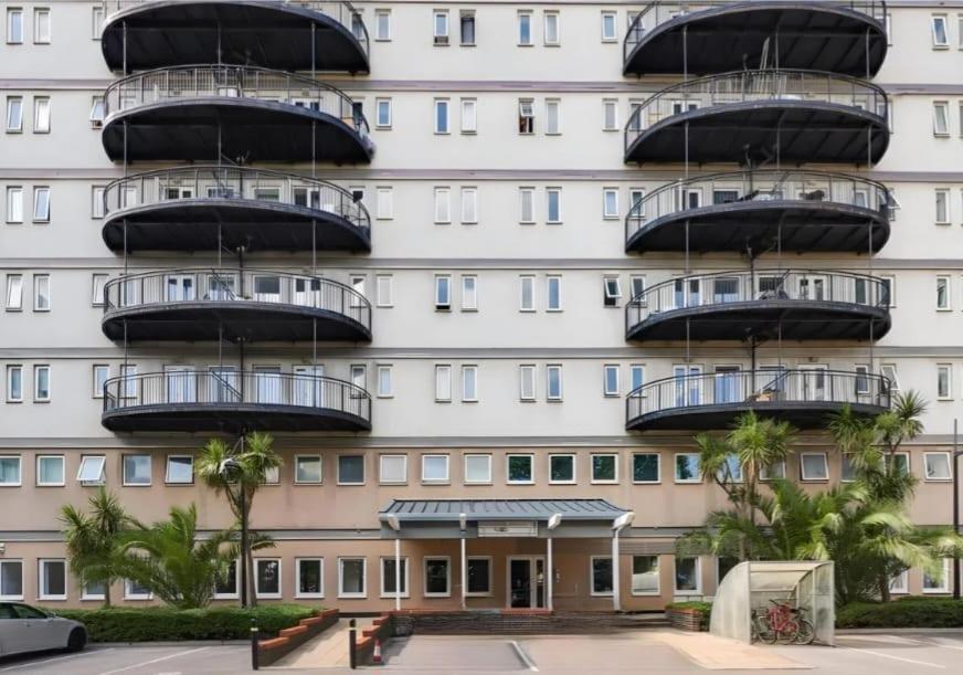 Apartament Cosy Views Londyn Zewnętrze zdjęcie