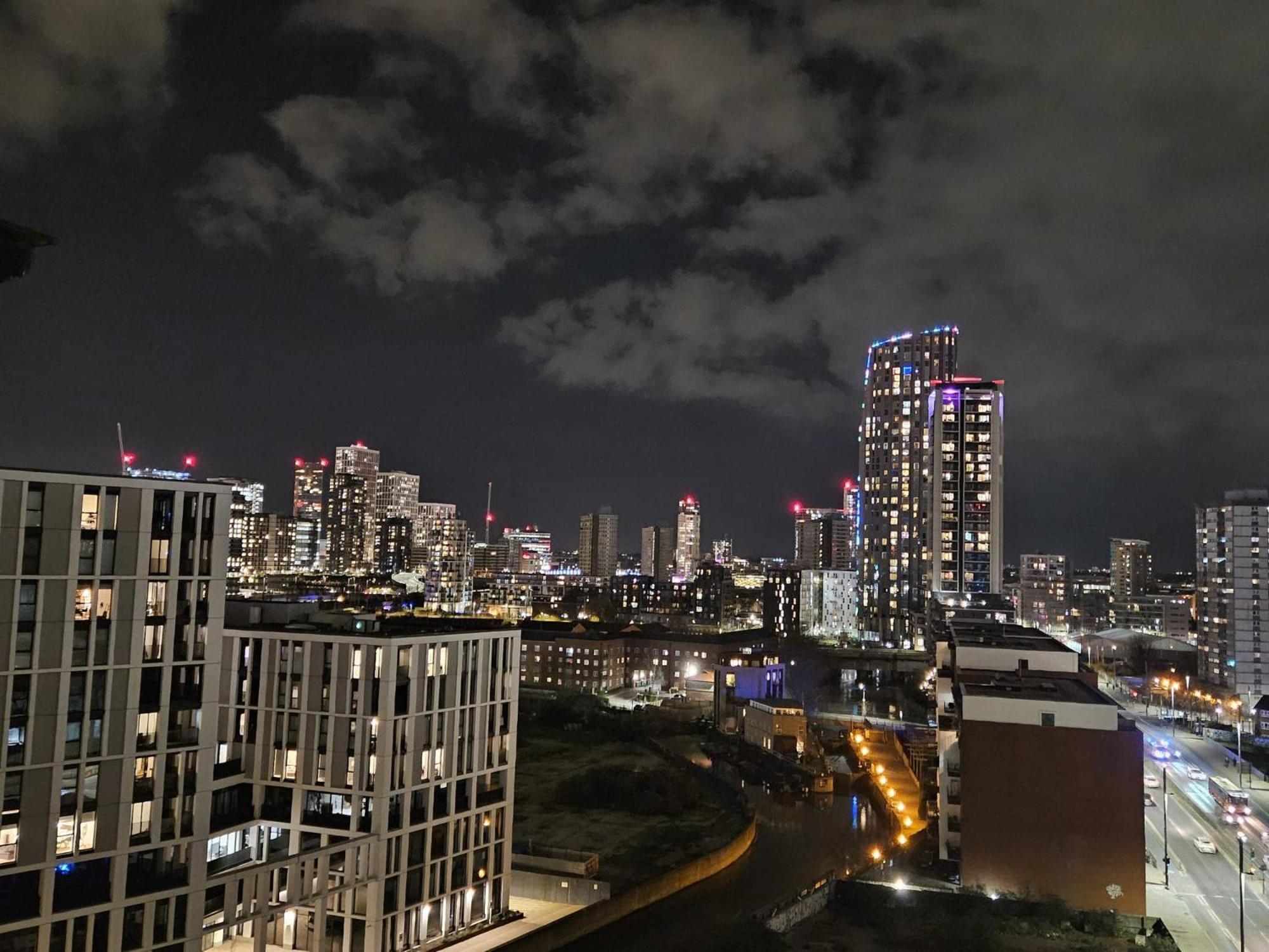 Apartament Cosy Views Londyn Zewnętrze zdjęcie